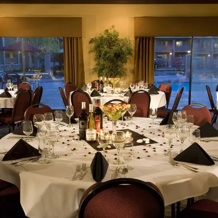 Best Western Plus Hilltop Inn