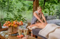 Summerfields Rose Retreat and Spa - Romantic