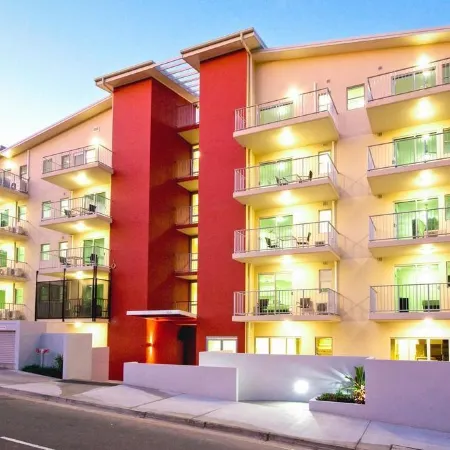 Gladstone City Central Apartment Hotel Official