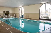 Quality Inn Hotels in New Philadelphia
