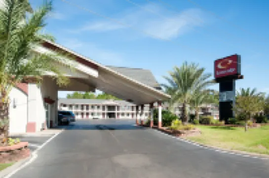 Econo Lodge Jasper Hotel di Yasper