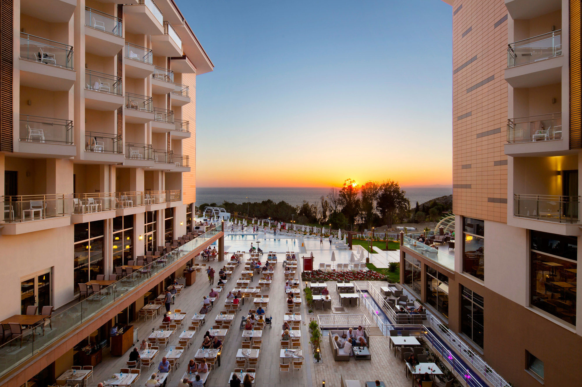 Ramada Resort Kusadasi & Golf