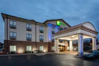 Holiday Inn Express Princeton/I-77 Hotels near Mercer County Historical Society