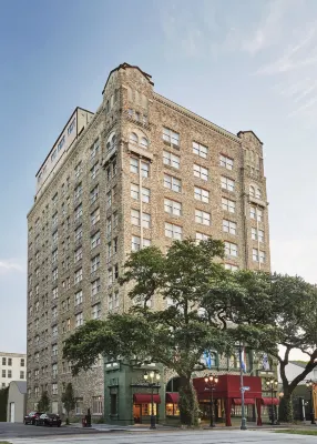 Pontchartrain Hotel St. Charles Avenue Hoteles cerca de Columns