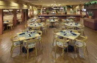 Ramada by Wyndham Kissimmee Gateway - breakfast