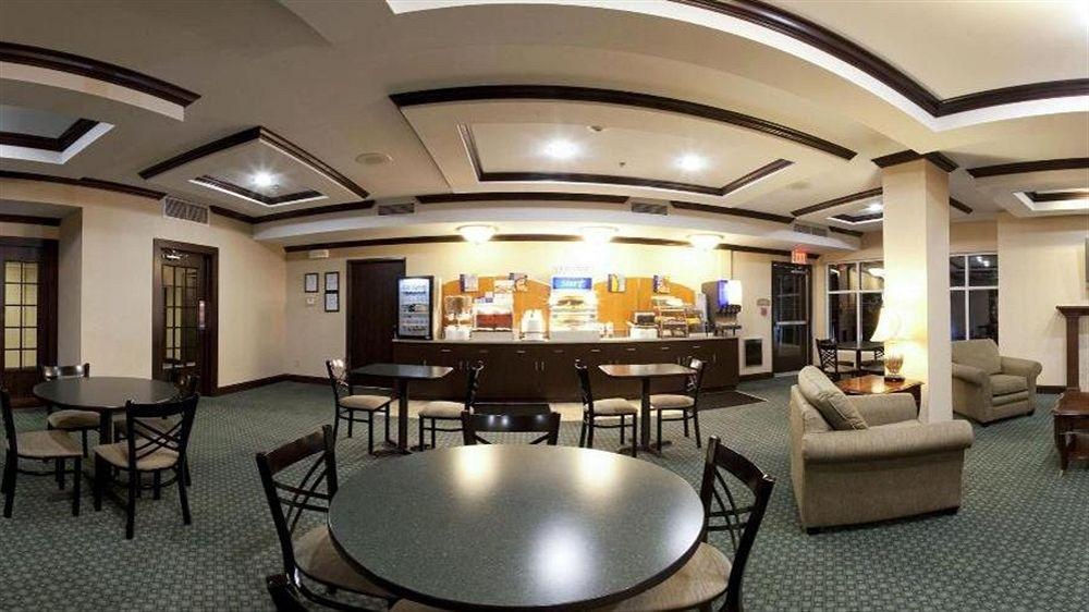 Holiday Inn Express Hotel & Suites Altoona-Des Moines, an Ihg Hotel