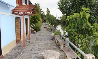 BaanRimNam Resort Trat