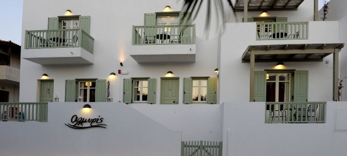 Almyris Hotels in Milos