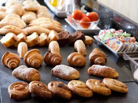 Hesperia Barcelona Barri Gòtic Отели рядом с достопримечательностью «Площадь Испании»