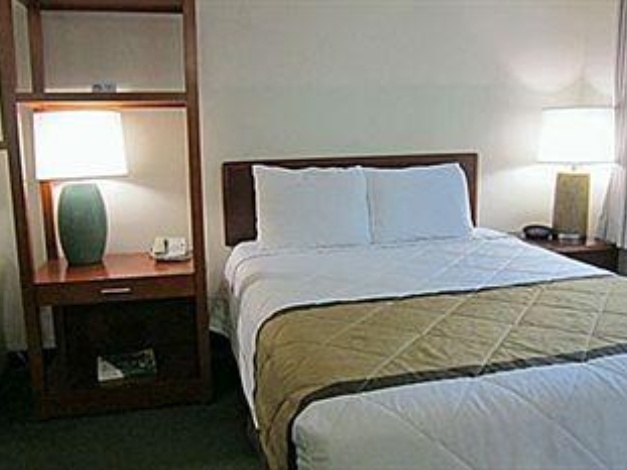 Extended Stay America Suites - Orlando - Maitland - Summit Tower Blvd