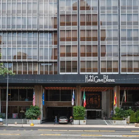Hotel Casa Blanca