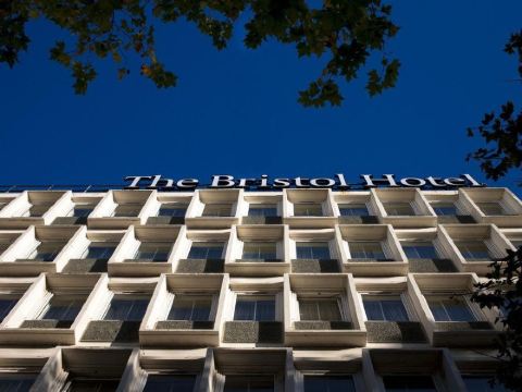 โรงแรม เดอะ บริสตอล