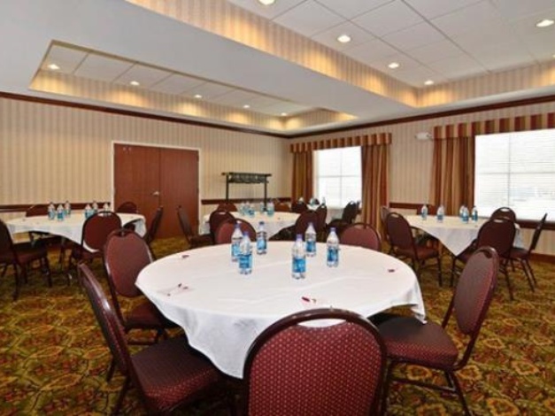 Comfort Suites Twinsburg