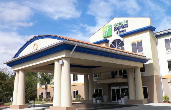 智選假日套房酒店延文禮士