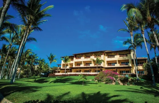 蓬美達四季度假村酒店