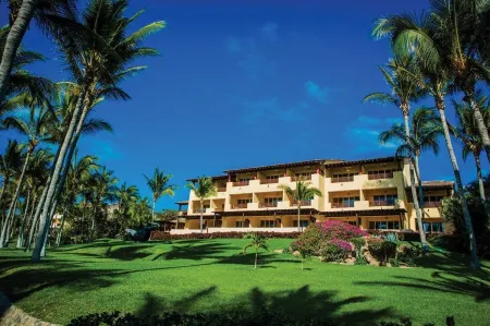 Four Seasons Resort Punta Mita
