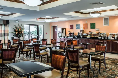 Comfort Inn Smithfield Near I-95