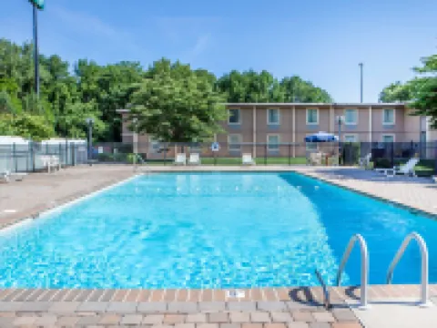 Quality Inn Ledgewood - Dover Hotels in Morris County