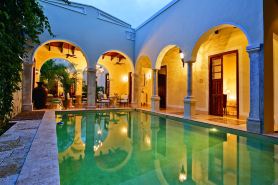 Casa Lecanda Boutique Hotel