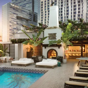 Hotel Figueroa, Unbound Collection by Hyatt Отели рядом с достопримечательностью «${{attraction}}»