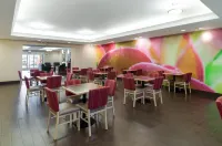 Comfort Inn & Suites, Odessa I-20 - Morgenmad