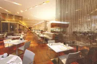 Radisson Blu Gautrain Hotel, Sandton Johannesburg