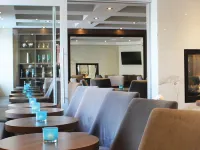 Les Suites Victoria, Ascend Hotel Collection Hotels near Hull