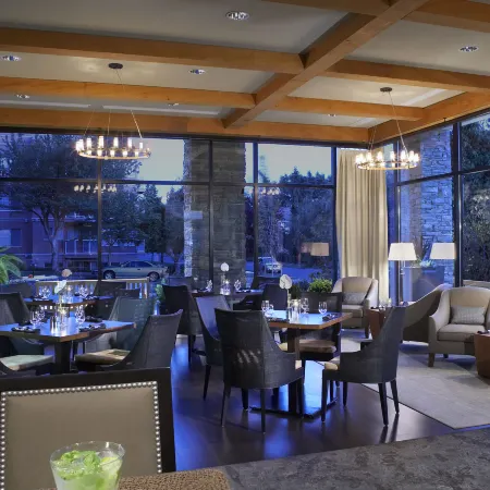 Oswego Hotel