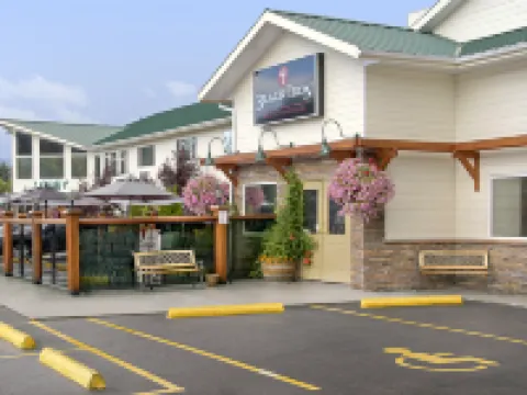 デイズ イン & カンファレンス センター バイ ウィンダム ペンティクトン ペンティクトンのホテル