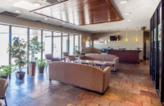 亞伯達布魯克斯 6 號汽車旅館酒店