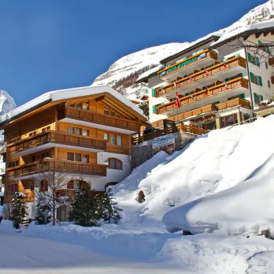 Hotel Alpenblick Zermatt Hotels in der Nähe von Skilift Furi - Riffelberg