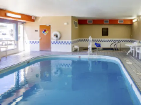 Comfort Inn & Suites Coralville - Iowa City Near Iowa River Landing Hotels in West Lucas