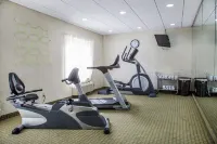 Quality Suites - Gym