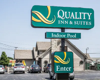 Quality Inn & Suites Hotels in Sturgeon Bay