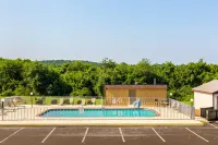 Quality Inn Hotels in Humphreys County