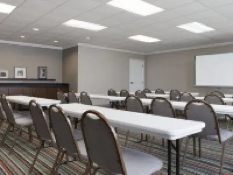 Country Inn & Suites by Radisson, Jackson, TN Hotels in Jackson