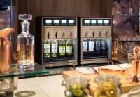Irvine Marriott - Baarit