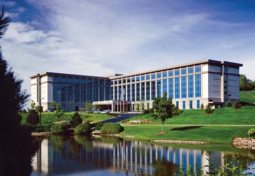 Milwaukee Marriott West Hotels in Pewaukee