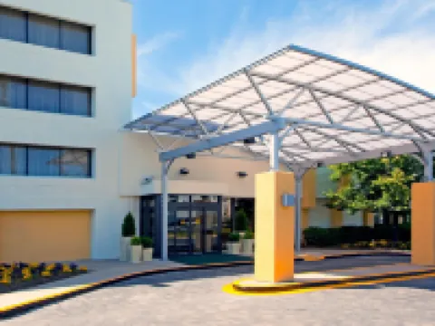 Holiday Inn WASHINGTON-COLLEGE PK (I-95) by IHG Hotels in Berwyn