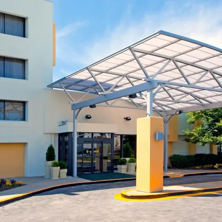 Holiday Inn WASHINGTON-COLLEGE PK (I-95) by IHG