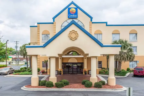 Comfort Inn & Suites FtJackson Maingate