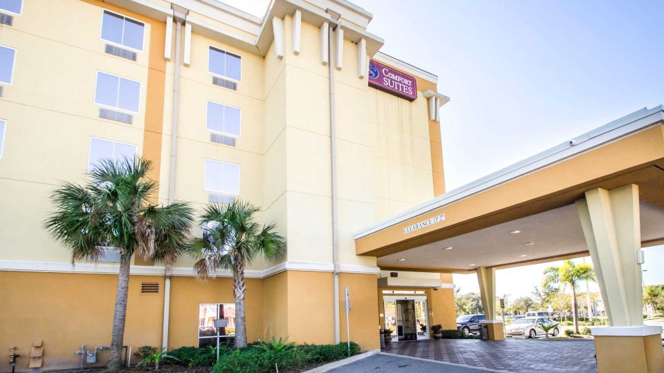 Comfort Suites Orlando Airport