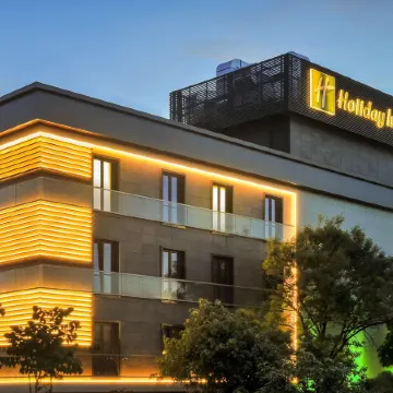 Holiday Inn ISTANBUL - KADIKOY by IHG Отели рядом с достопримечательностью «Кадыкёй»