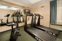 La Quinta Inn & Suites by Wyndham Festus - St. Louis South - gimnasio