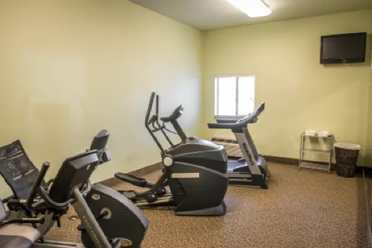 Suburban Studios Near Panama City Beach Отели в г. Панама Сити