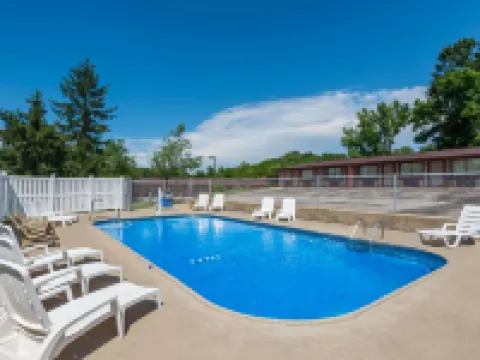 Knights Inn Ashland Hotels in Boyd County