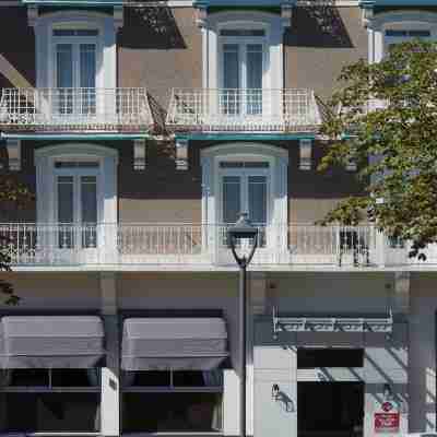Hôtel Le Rive Droite & Spa Hotel Exterior