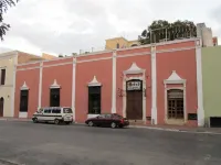 Hotel Meson del Marques Hotels near Museo San Roque