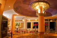 Best Western Posada Freeman