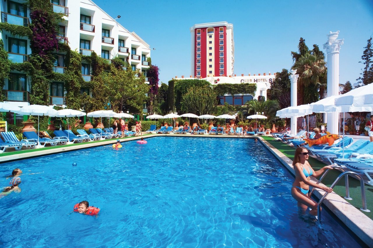 Club Hotel Sera